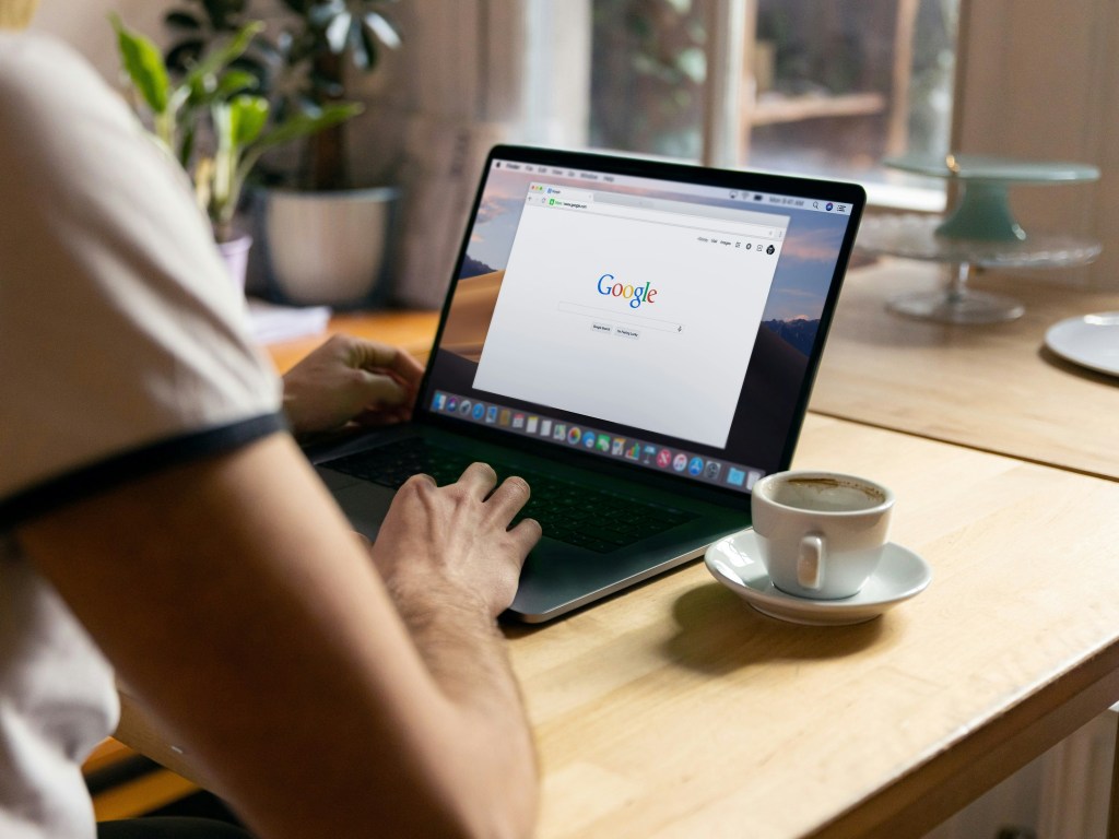 Google Sheets Essentials: วิธีเขียน 7 กลุ่มสูตรสำคัญใน Google Sheets สำหรับงาน Data พร้อมตัวอย่างการทำงานกับข้อมูลการเงิน